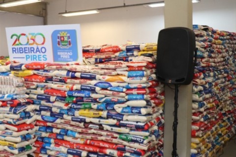 Festival do Chocolate une diversão e solidariedade com campanha de arrecadação de alimentos e ração